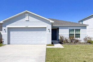 5527 Tranquila Ln in Davenport, FL - Building Photo