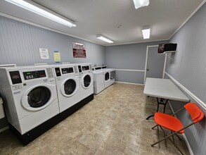 34 A Padanaram Rd in Danbury, CT - Building Photo - Building Photo