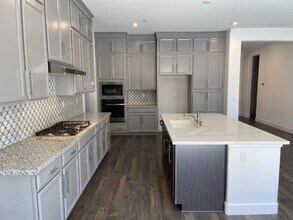 10463 Arnado St in Elk Grove, CA - Building Photo - Building Photo