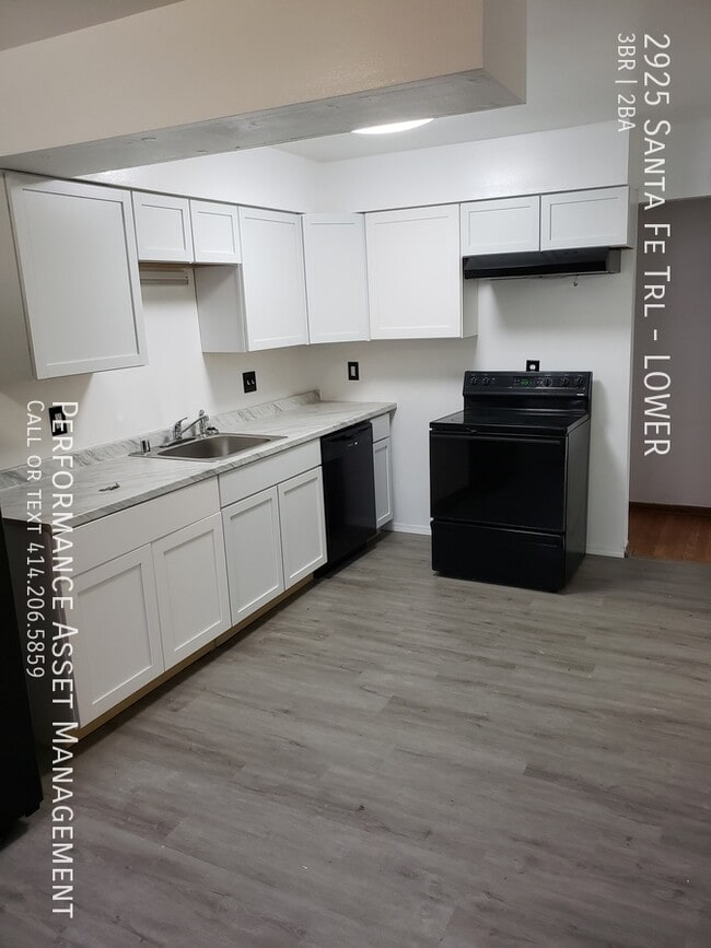 property at 2925 Santa Fe Trail