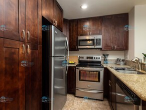 1775 Diamond St in San Diego, CA - Building Photo - Building Photo