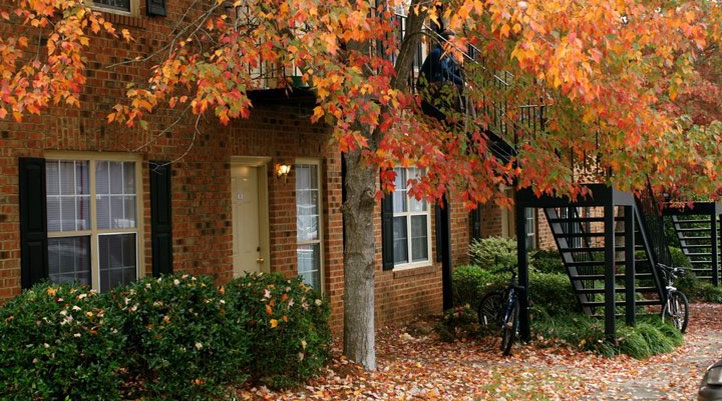 Waterford Place (Student Housing) in Athens, GA - Building Photo