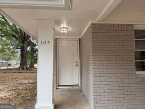 109 Scarlett Dr in Jonesboro, GA - Building Photo - Building Photo