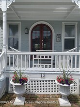 13 Heck Ave in Ocean Grove, NJ - Building Photo - Building Photo