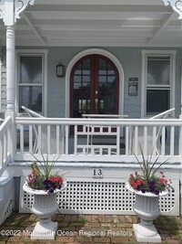 13 Heck Ave in Ocean Grove, NJ - Foto de edificio - Building Photo