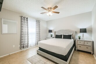 9216 Carousel Ln in Houston, TX - Building Photo - Building Photo
