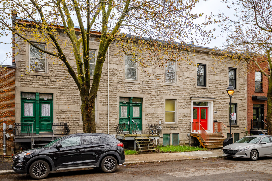 640 Sainte-Madeleine St in Montréal, QC - Building Photo