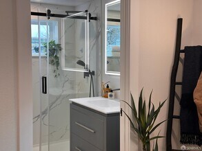 480 Monterey St in Brisbane, CA - Building Photo - Building Photo