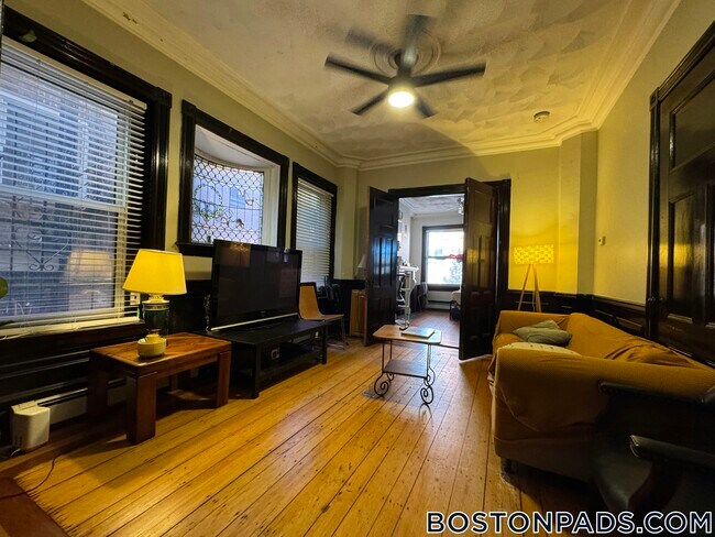 3 Highland St