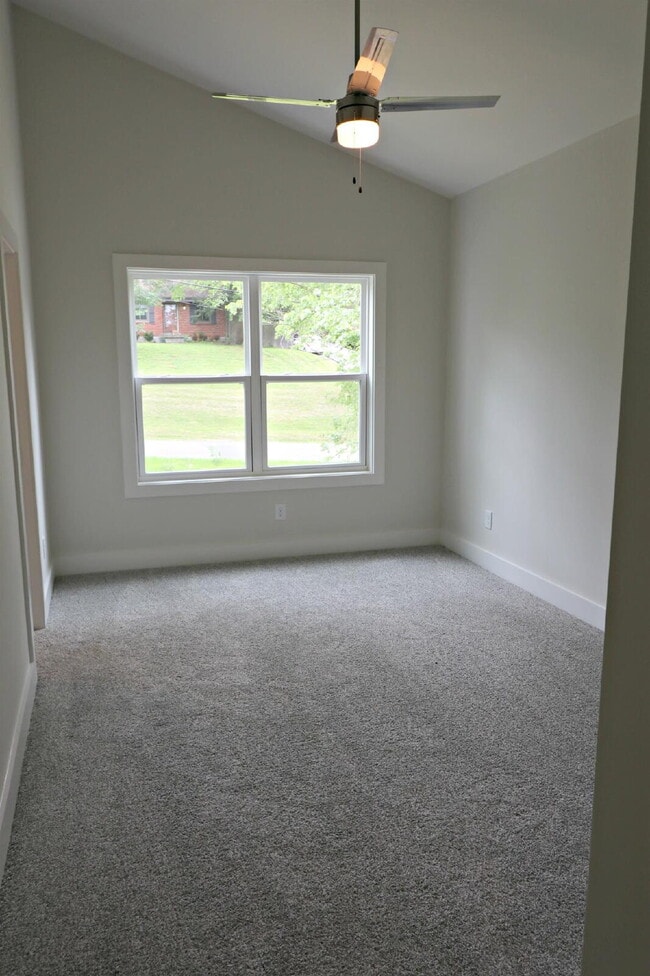 2622 Airpark Dr in Nashville, TN - Building Photo - Building Photo