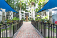 Solmar on Sixth in Fort Lauderdale, FL - Foto de edificio - Building Photo