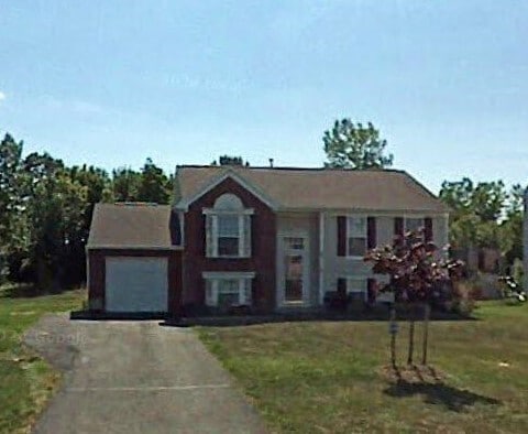 property at 29 Hummingbird Way