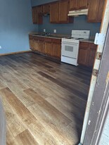 750 Bonham St in Paris, TX - Building Photo