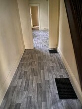 384 Meek St in Sharon, PA - Building Photo - Building Photo