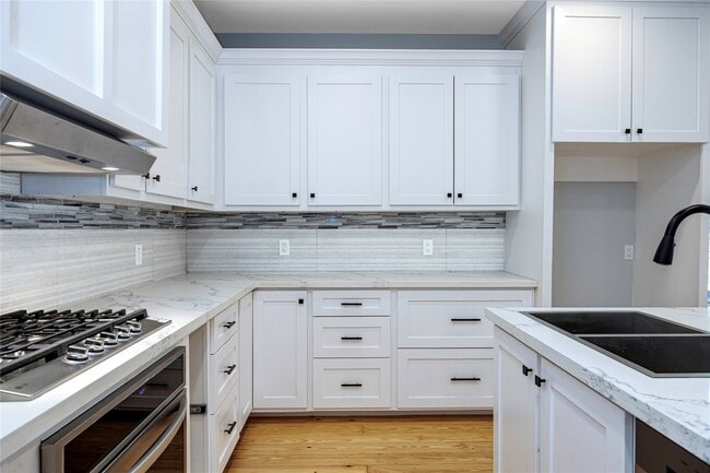 property at 1102 Bingham St