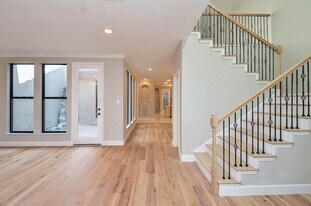 15735 Tanya Cir in Houston, TX - Building Photo