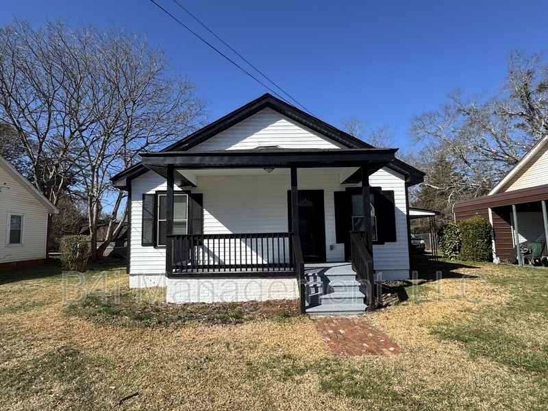 327 Main St in Griffin, GA - Building Photo