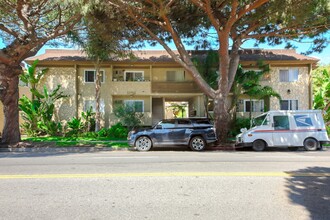 11755 National Blvd in Los Angeles, CA - Building Photo - Primary Photo