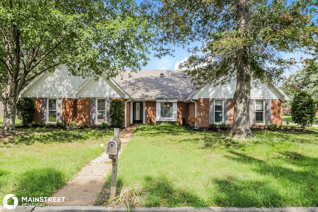 796 Wood Wren Cove in Memphis, TN - Building Photo