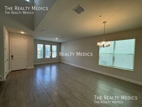 419 Scotsman Pl in Debary, FL - Building Photo - Building Photo