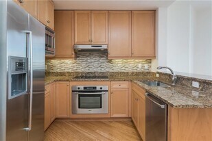 1 W Exchange St in Providence, RI - Building Photo