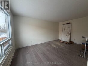19 Tracey Park Dr in Belleville, ON - Building Photo - Building Photo