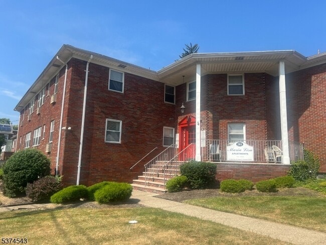 property at 281 Bloomfield Ave