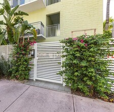 363 Washington Ave in Miami Beach, FL - Building Photo - Building Photo