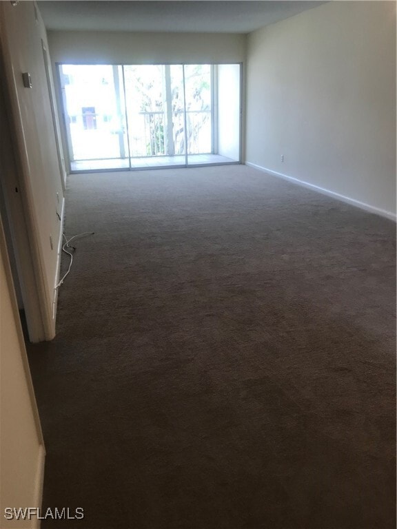 216 Banyan Blvd in Naples, FL - Foto de edificio - Building Photo