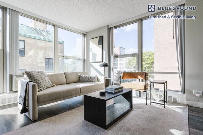 property at 5600 N Sheridan Rd