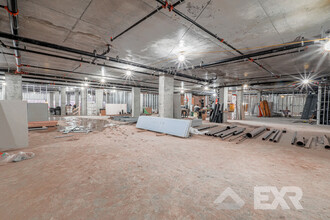 150 Noll St in Brooklyn, NY - Building Photo - Interior Photo