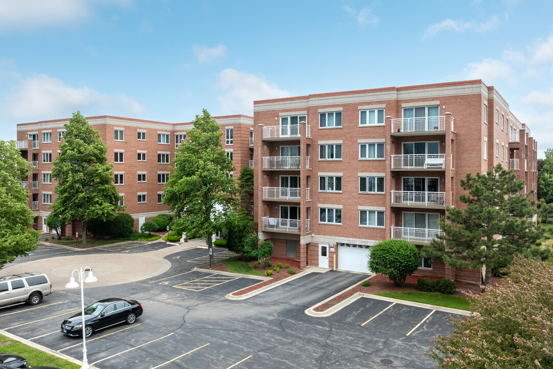 Trace Point Condos in Norridge, IL - Building Photo