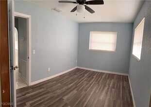 1171 Laurel Dr in North Fort Myers, FL - Building Photo - Building Photo