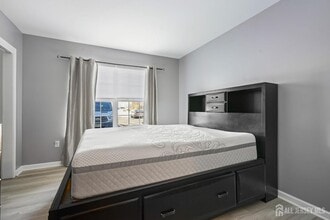 1228 Morning Glory Dr in Monroe Township, NJ - Building Photo - Building Photo