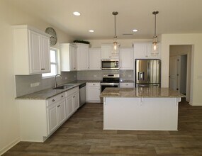 4740 Wemar Ct in Pfafftown, NC - Building Photo - Building Photo