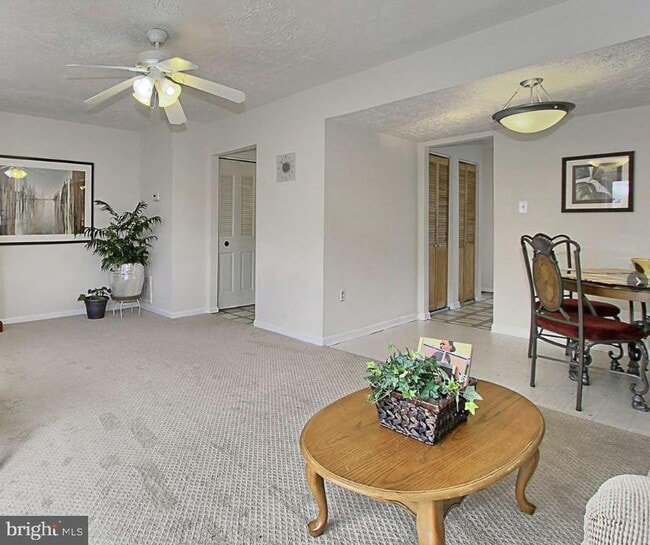 8607 Woodhue Ct in Manassas Park, VA - Building Photo - Building Photo