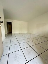 1475 NE 125th Terrace, Unit 103B in North Miami, FL - Building Photo - Building Photo