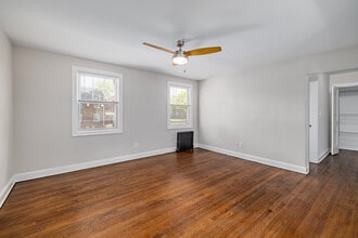 Styertowne Apartments in Clifton, NJ - Building Photo - Interior Photo