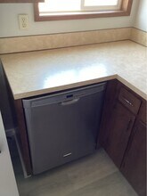 1112 SW Hurbert St in Newport, OR - Building Photo - Building Photo