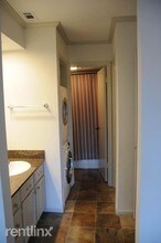 8888 Tallwood Dr-Unit -Unit 1307 in Austin, TX - Building Photo - Building Photo