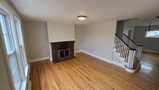 368 Cameron St in Moncton, NB - Building Photo - Building Photo