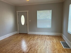 339 5th St in Neenah, WI - Building Photo - Building Photo