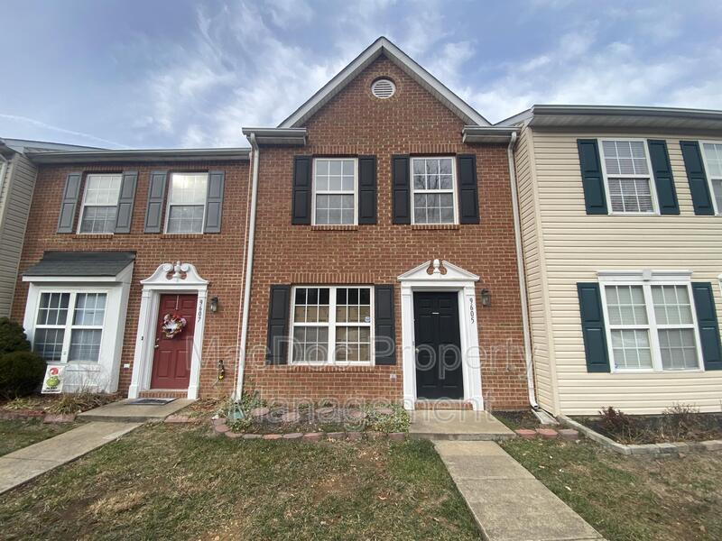 9605 Coventry Creek Dr in Fredericksburg, VA - Building Photo