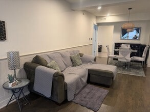 3310 W Division St, Unit Casa Bella in Chicago, IL - Building Photo - Building Photo