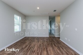 12217 Fairlawn Dr in Riverview, FL - Building Photo - Building Photo