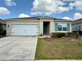 512 Lily Ln in Davenport, FL - Building Photo