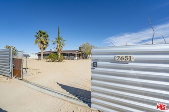 2651 Foxy Flats Rd in Joshua Tree, CA - Building Photo - Building Photo