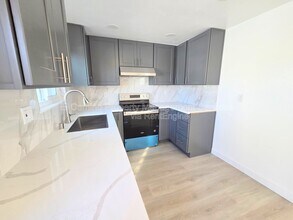 10421 Carlyle Ct in Cypress, CA - Building Photo - Building Photo