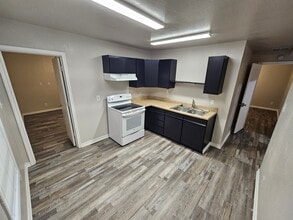 811 S 21st St in Temple, TX - Building Photo - Building Photo