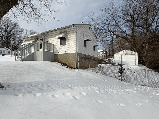 5635 College Ave in Jennings, MO - Building Photo - Building Photo